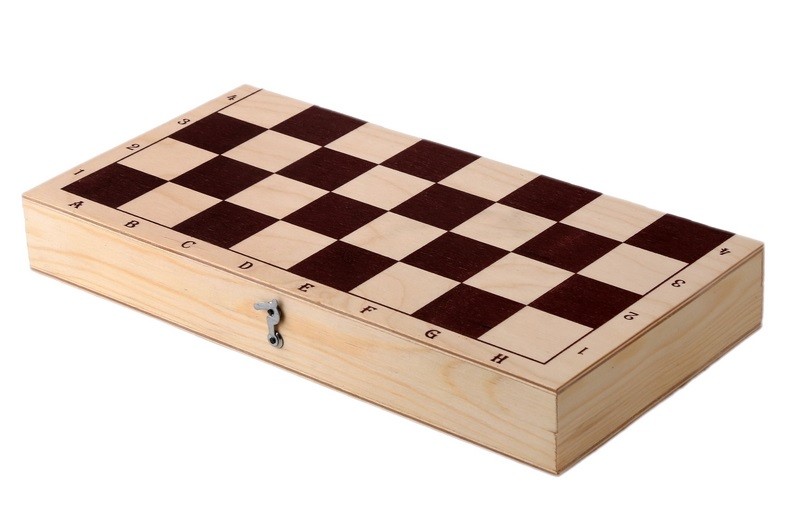 Шахматы лакированные с доской 29 см