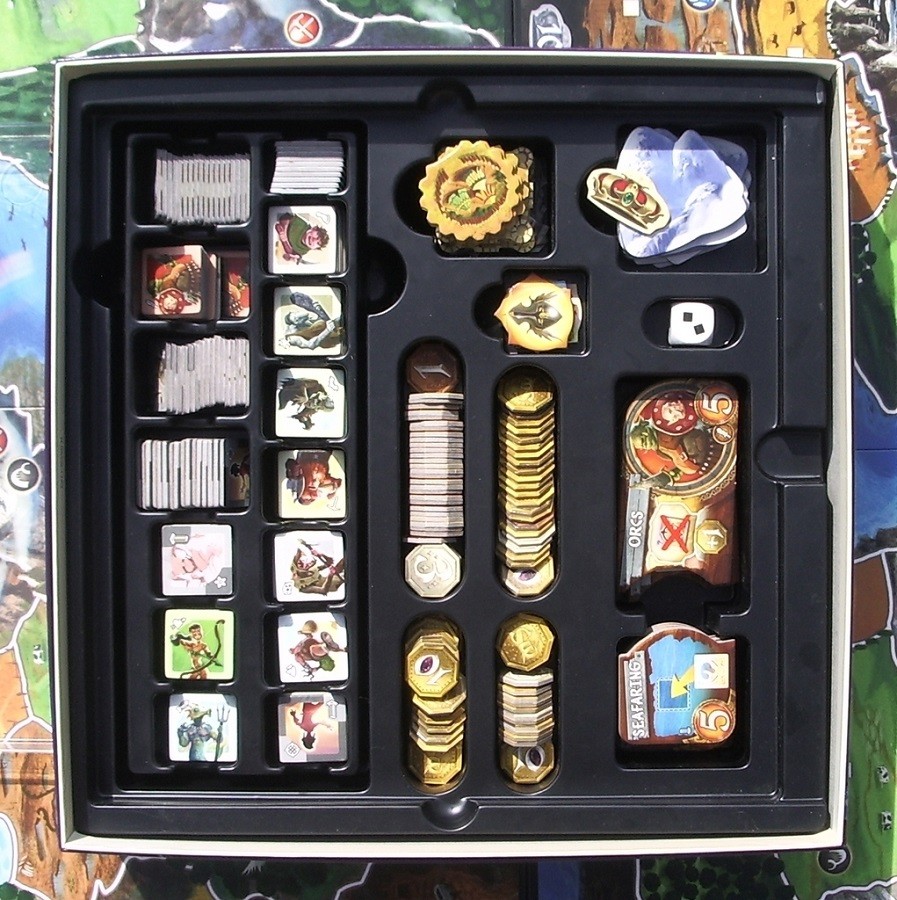 Настольная игра "Маленький мир" (Small World) 8+