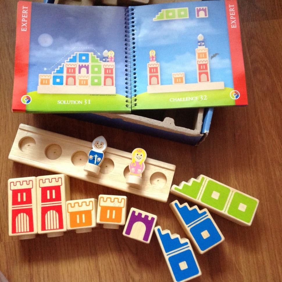 BONDIBON ВВ0848 Логич. игра "Камелот" арт.SG 011 RU/12