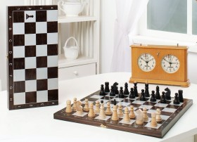 Шахматы &quot;Классика&quot; доска венге, рисунок серебро 40 см