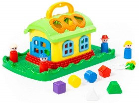 Сказочный домик на лужайке (в сеточке)